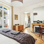 Luxury 4 Bedroom 160m2 2 King 2 Queen Apartment