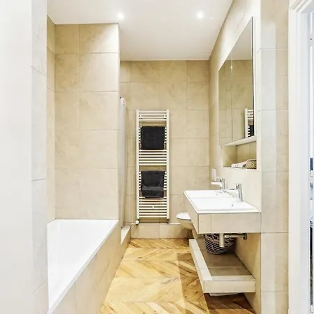 Luxury 4 Bedroom 160m2 2 King 2 Queen Paris