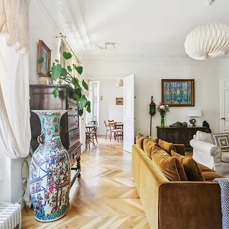 Διαμέρισμα Luxury 4 Bedroom 160m2 2 King 2 Queen *