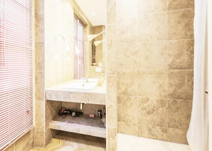 Luxury 4 Bedroom 160m2 2 King 2 Queen Daire Paris