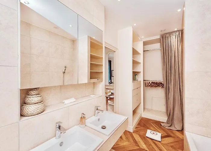 公寓 Luxury 4 Bedroom 160m2 2 King 2 Queen